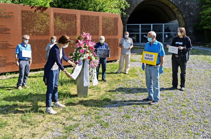 Die KZ-Gedenkstätteninitiative gedenkt der Opfer