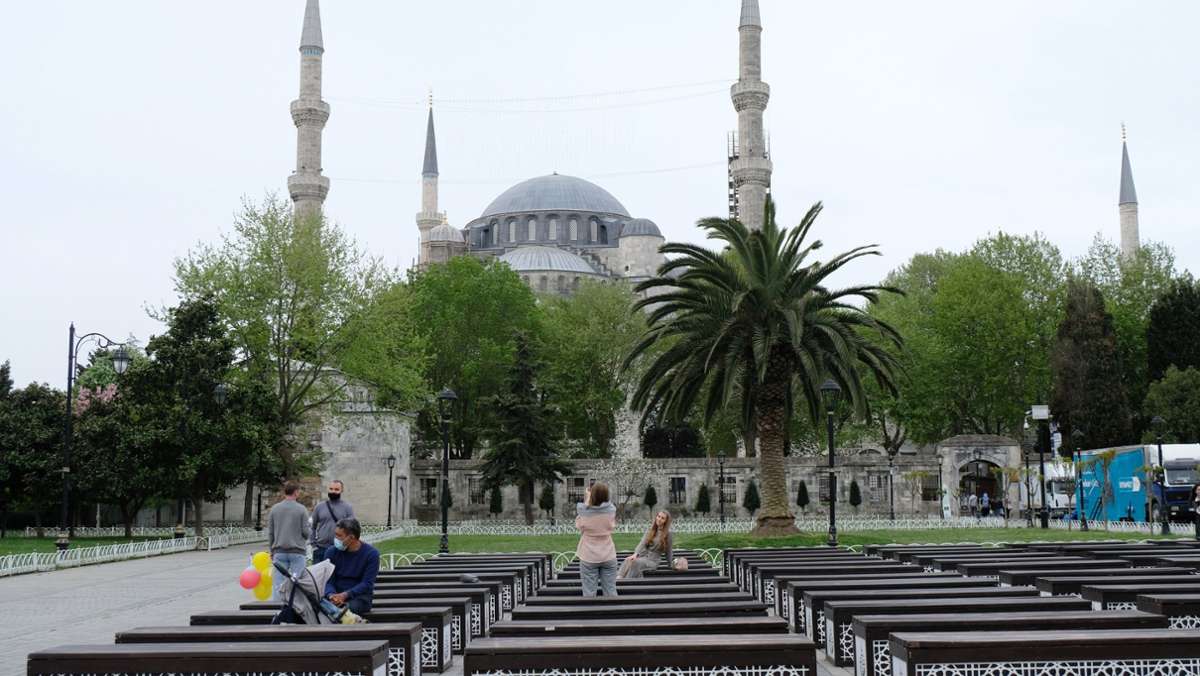 Corona-Regeln im Türkeiurlaub: Türken zu Hause, Urlauber draußen – Unmut über Lockdown-Regeln