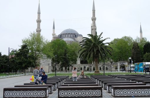 Türken zu Hause, Urlauber draußen – Unmut über Lockdown-Regeln