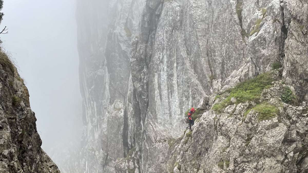 Tirol: Bergung von verschüttetem Soldaten könnte Tage dauern
