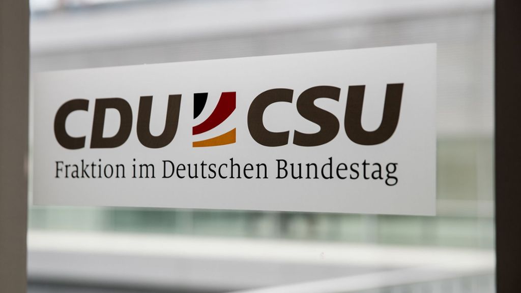 Trendbarometer zur Bundestagswahl: Union klettert in Umfrage auf 40 Prozent