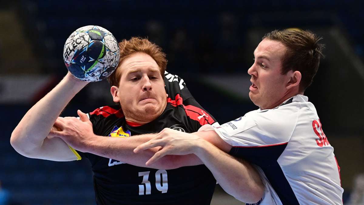  Im deutschen Handball-Team gibt es einen weiteren Corona-Fall – für Lukas Stutzke geht es jetzt im Privat-Shuttle nach Hause. 