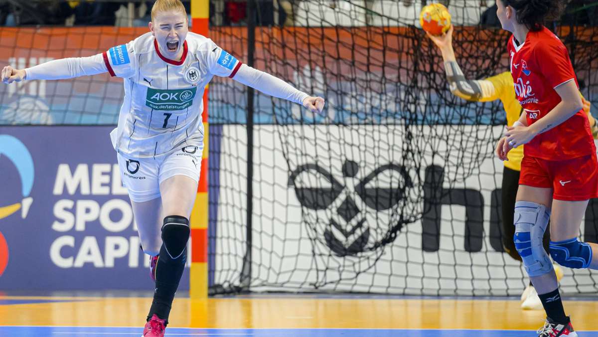  Nächstes Torfestival, nächste Runde schon erreicht: Die deutschen Handballerinnen stehen nach einem 36:22 gegen die Slowakei vorzeitig in der WM-Hauptrunde. 