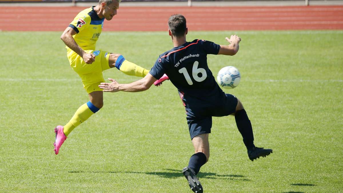 TSV Plattenhardt gegen Stuttgarter Kickers: Obernosterer mit Fünferpack – Kickers feiern Kantersieg