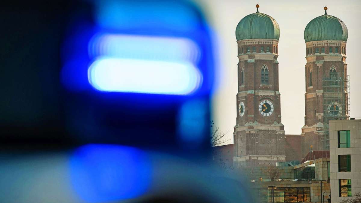  Angeblich stecken Münchner Polizisten unter einer Decke mit einem Kokaindealer. Die Staatsanwaltschaft ermittelt – schon seit 2018. Doch ihre Ergebnisse sind anders als zunächst vermutet. 