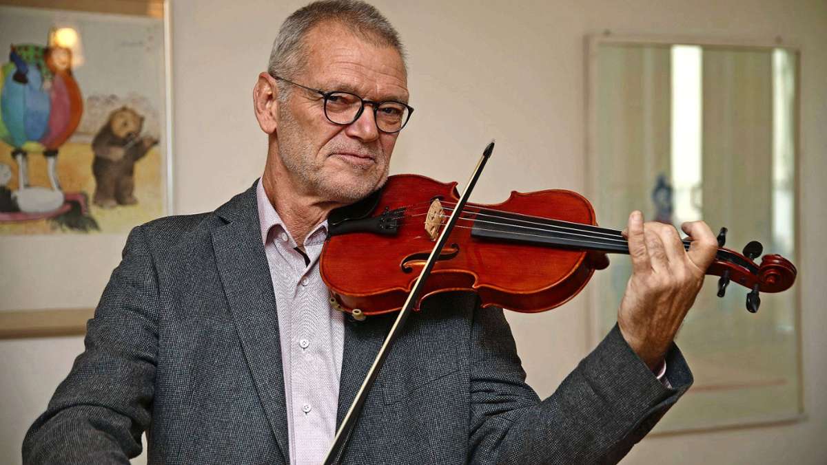 Konzertmeister Siegfried Härer aus Wernau im Porträt: Mittler zwischen Dirigent und Ensemble
