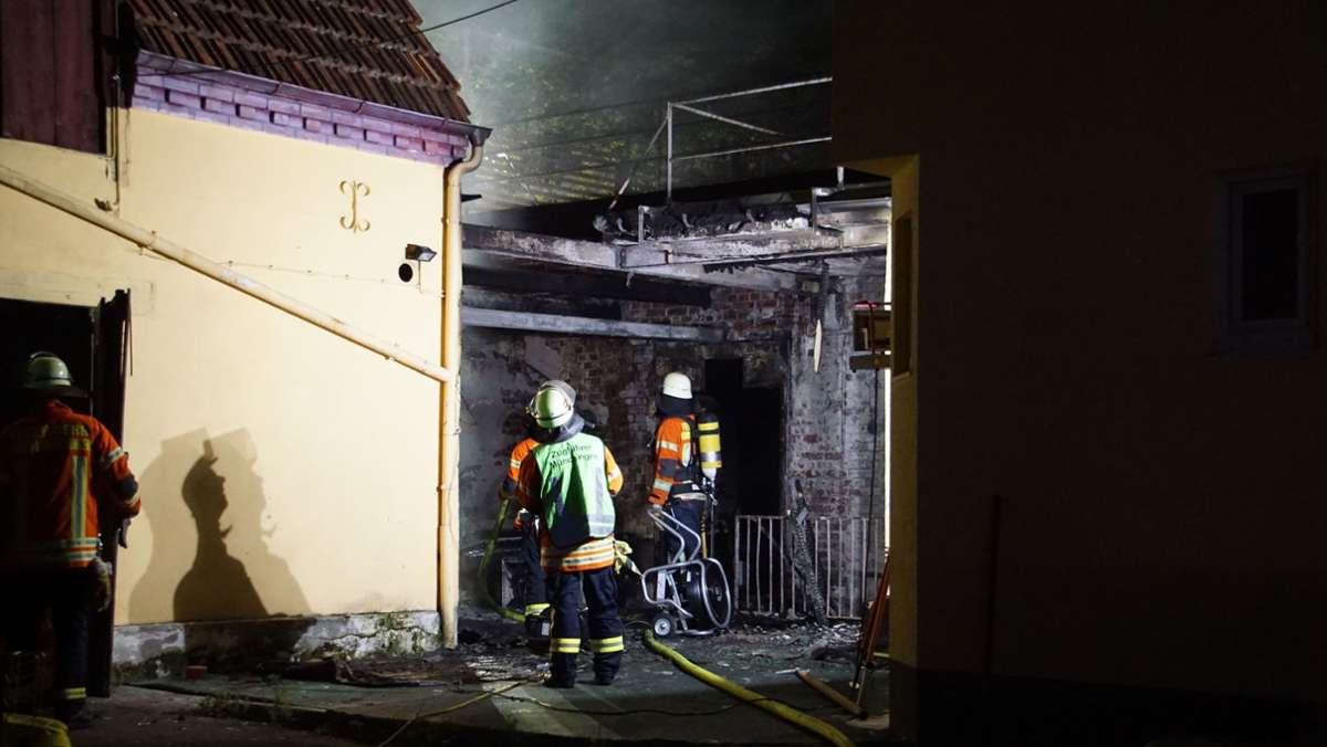 Korntal-Münchingen: Gebäudeanbau steht in Flammen – 50.000 Euro Schaden
