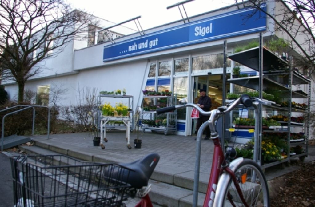 Der Supermarkt an der Osterbronnstraße schließt. Foto: Alexandra Kratz