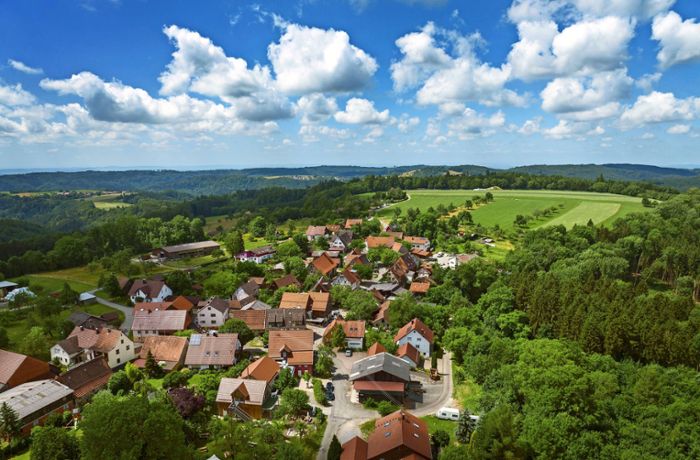 Wohnen in Spiegelberg: Kulturbuckel mit funktionierender  Dorfgemeinschaft