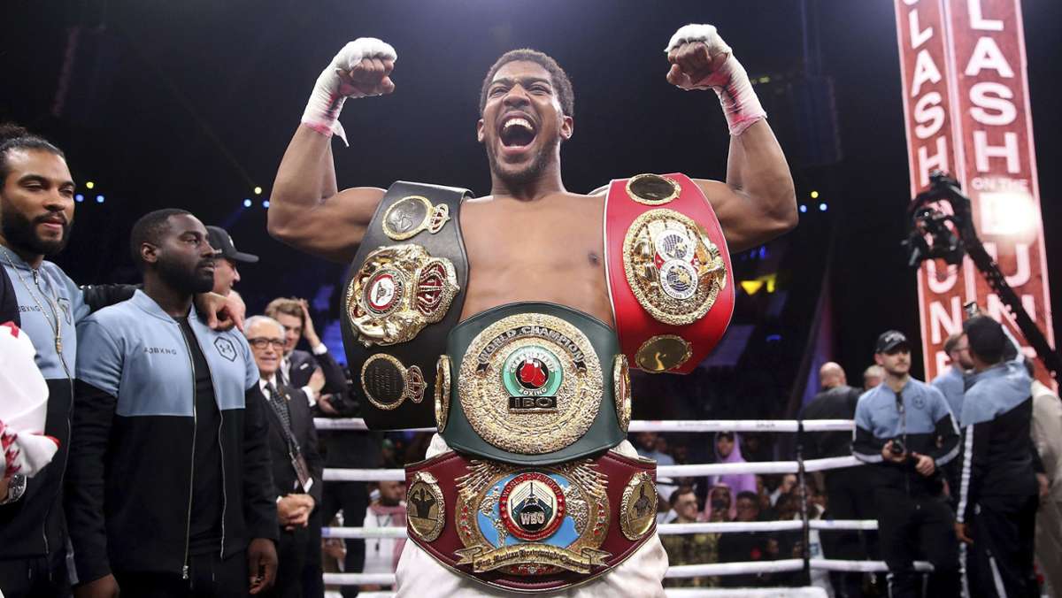 Boxkampf um Schwergewichtstitel: Weltmeister Joshua kämpft im Dezember gegen Pulew