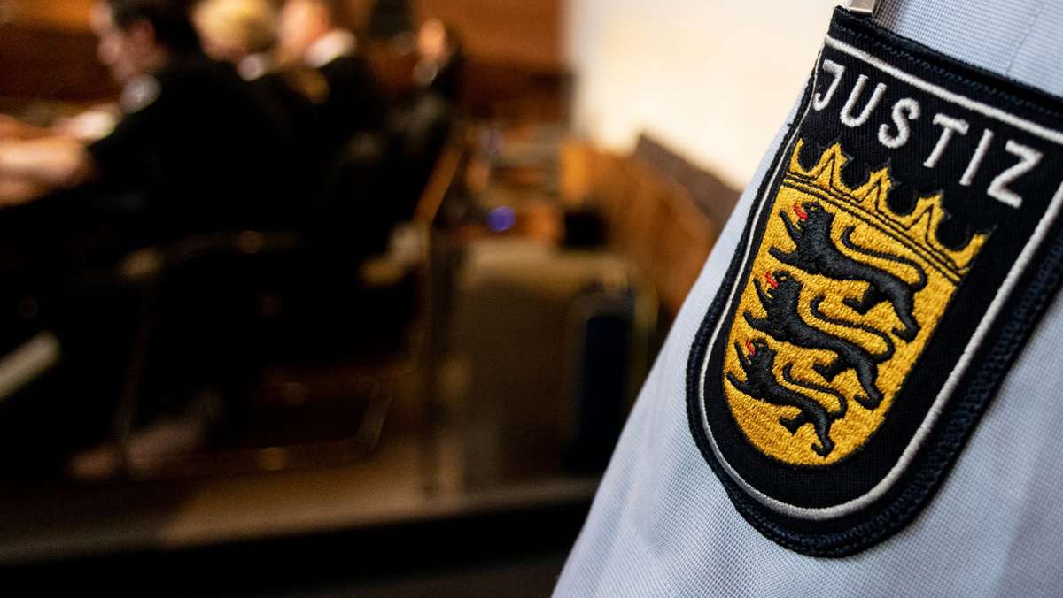 Nach Eisenstangenattacke in Esslingen: 20-Jähriger wegen versuchten Mordes angeklagt