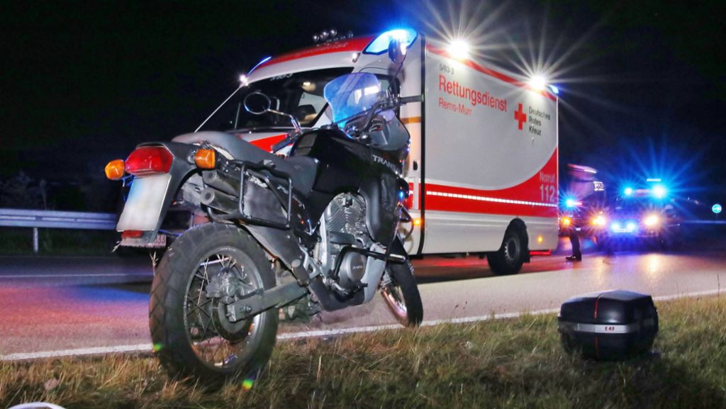 Unfall in Schorndorf: Fataler Fahrfehler – Motorradfahrer schwer verletzt