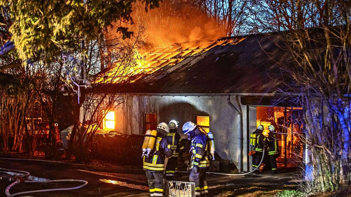 Obertorhöfe im Rems-Murr-Kreis: Zwei Pferde nach Scheunenbrand umquartiert
