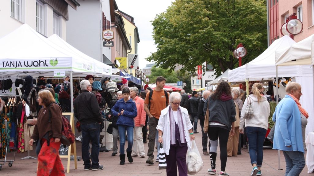 Verkaufsoffene Sonntage in den Stadtbezirken: Vaihinger und Möhringer Herbst finden wie geplant statt
