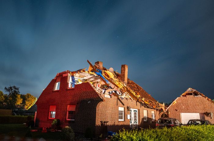 Tornado in Ostfriesland hinterlässt schwere Schäden