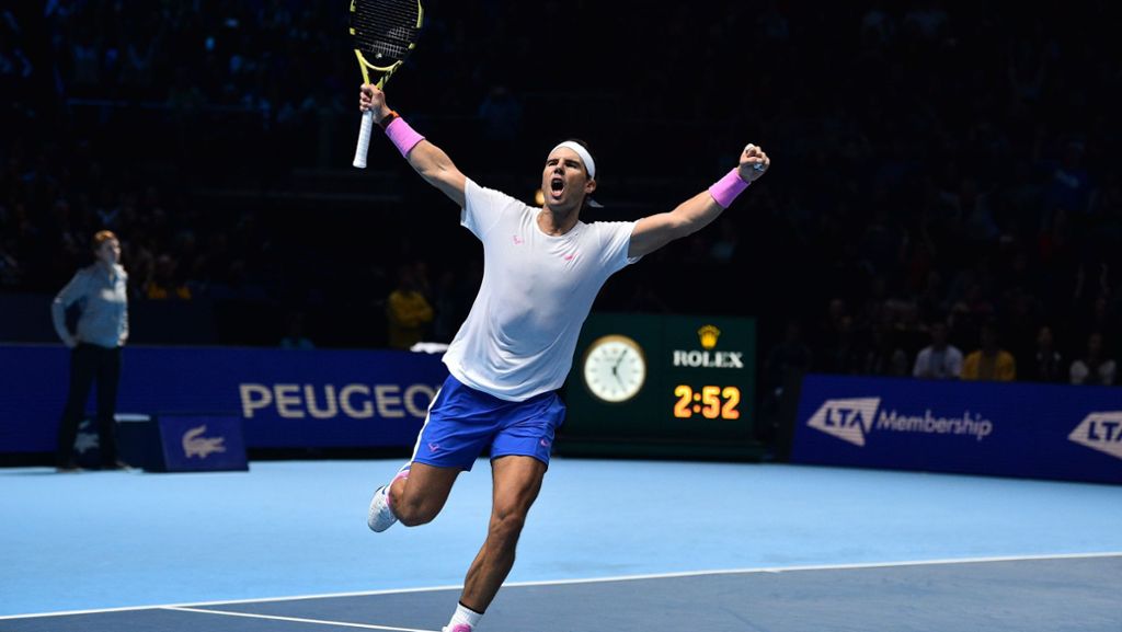 Spektakuläres Match bei den ATP Finals: Rafael Nadal schlägt Stefanos Tsitsipas in London