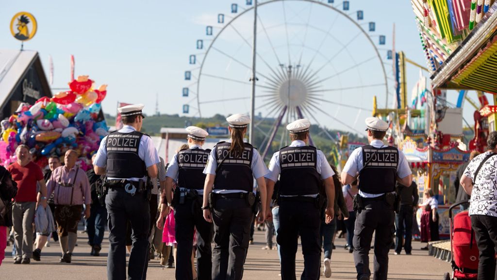 #Wasenfunk beim Cannstatter Volksfest: Die Bundespolizei twittert live vom Wasen