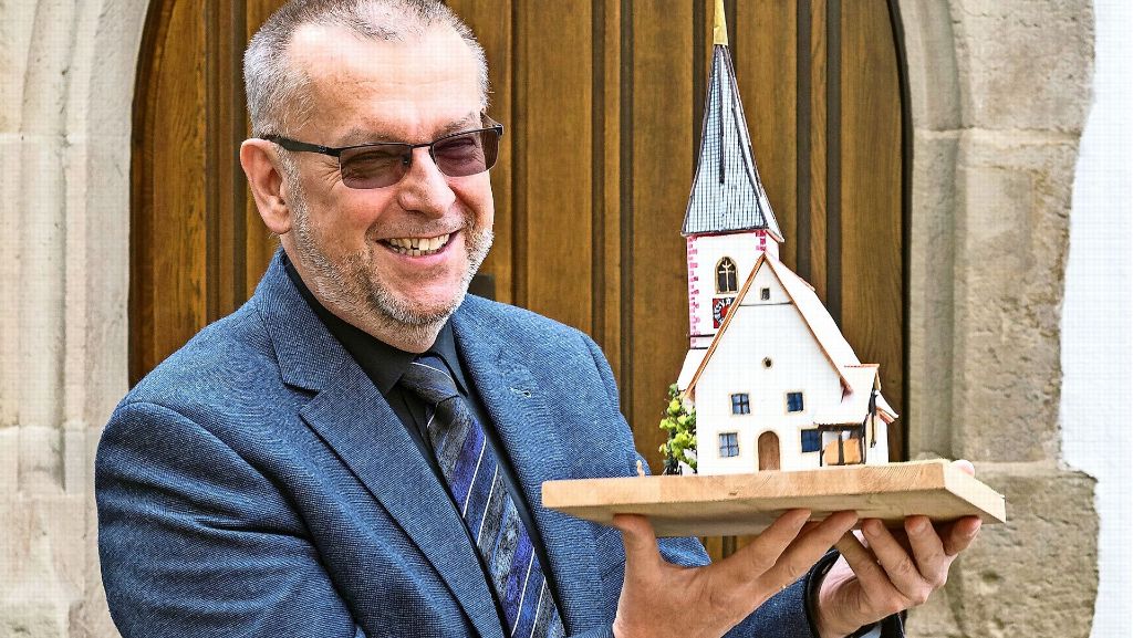  In Schöckingen gibt es wieder einen evangelischen Pfarrer. Holger Küstermann wird jetzt ins Amt eingesetzt. 