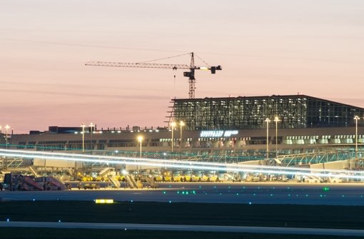 Am Freitag könnte  eine wichtige strategische Entscheidung für den Stuttgarter Flughafen fallen. Foto: dpa