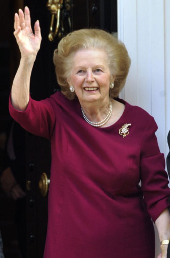In den letzten Jahren war es still um die "Eiserne Lady" geworden. Nun ist Margaret Thatcher an den Folgen eines Schlaganfalls gestorben.