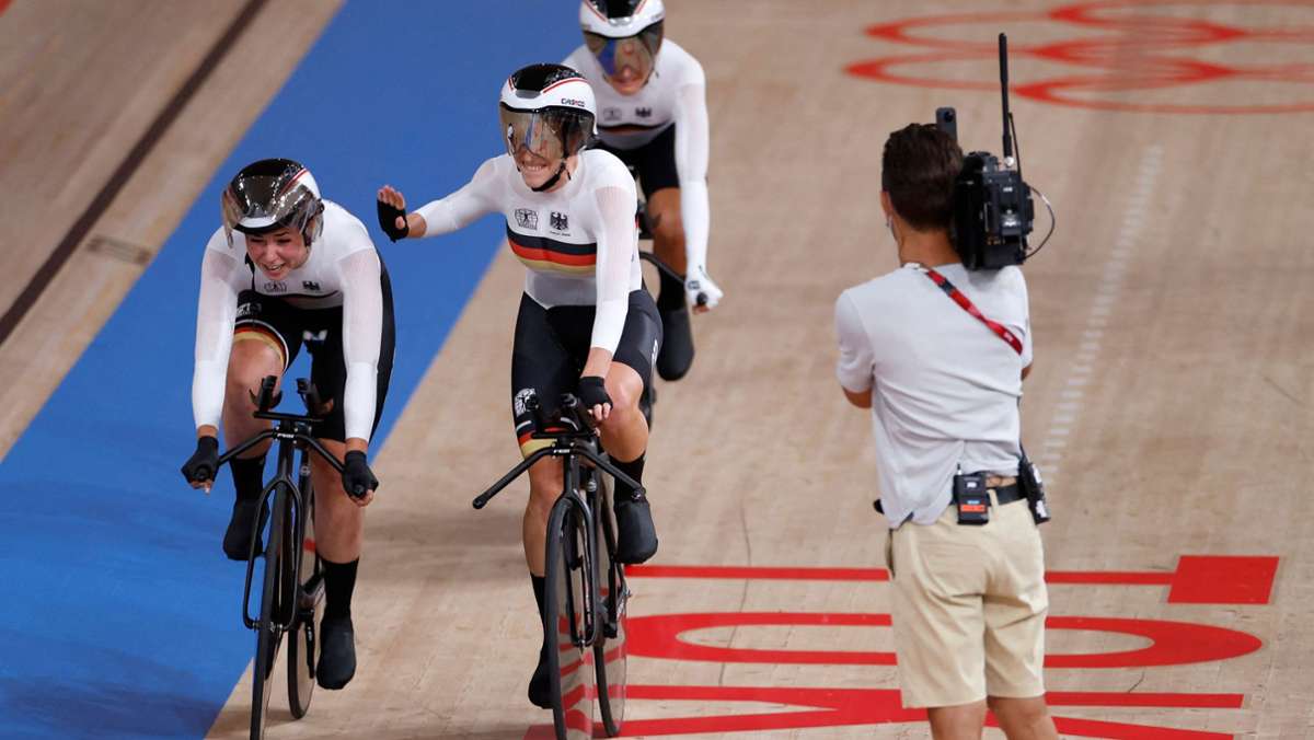 Bahnrad-Team bei Olympia 2021: Gold und Weltrekord für deutschen Frauen-Vierer