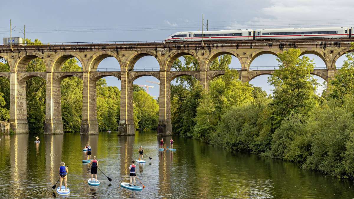 Wassersport in Stuttgart: Hier kannst du SUP, Kanu und Co. leihen und fahren