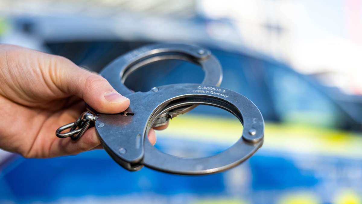 Festnahme in Magstadt: Verwirrter 55-Jähriger verletzt zwei Polizisten