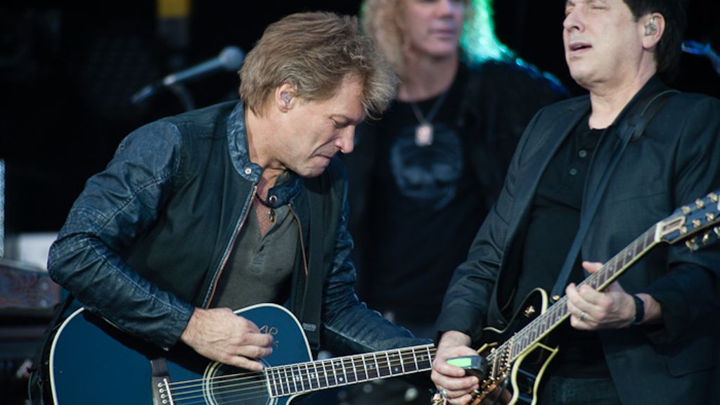Konzert in Stuttgart: 30.000 Fans feiern mit Bon Jovi auf dem Wasen