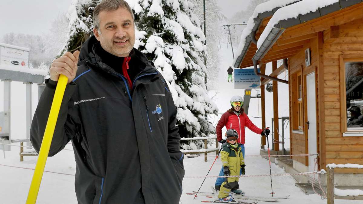 Holzelfingen auf der Alb: Ski deluxe: Lift für 150 Euro die Stunde buchen