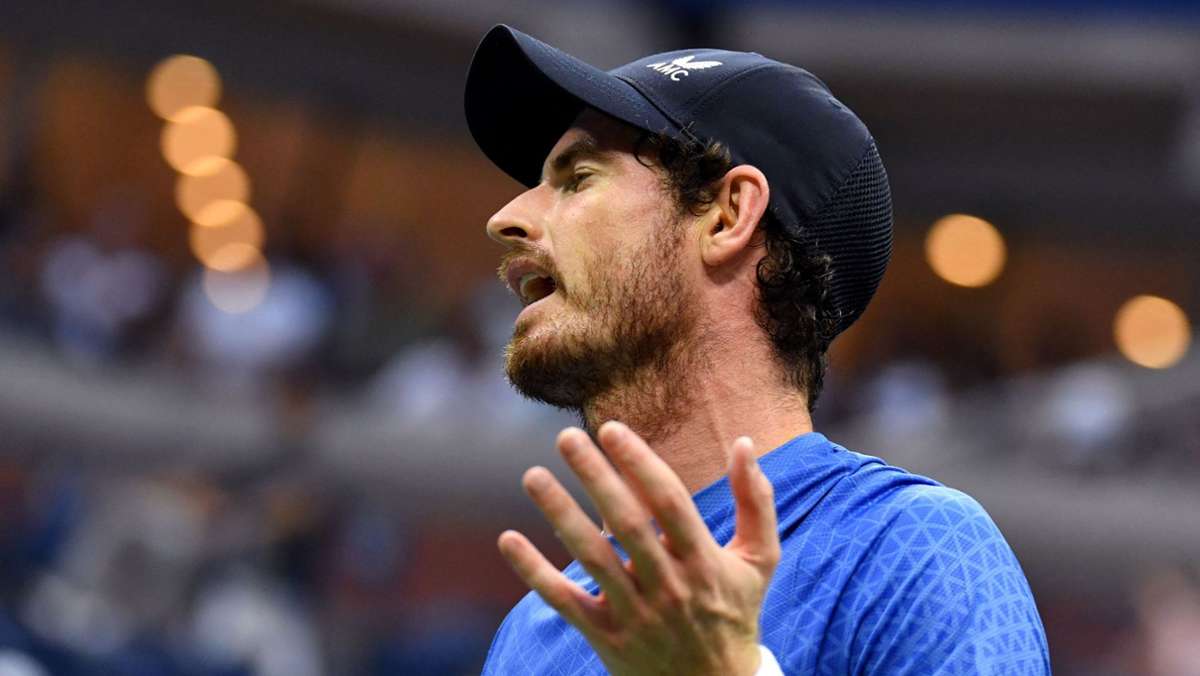  Andy Murray regt sich fürchterlich über eine Toilettenpause seines Gegners Stefanos Tsitsipas auf. Die Diskussion über taktische Unterbrechungen ist im Tennis nicht neu. Doch bei den US Open kommt es wieder zum Krach. 