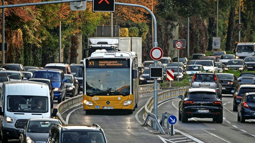 Expressbus zwischen Stuttgart und Cannstatt: Die Zweifel am Erfolg des X1 wachsen