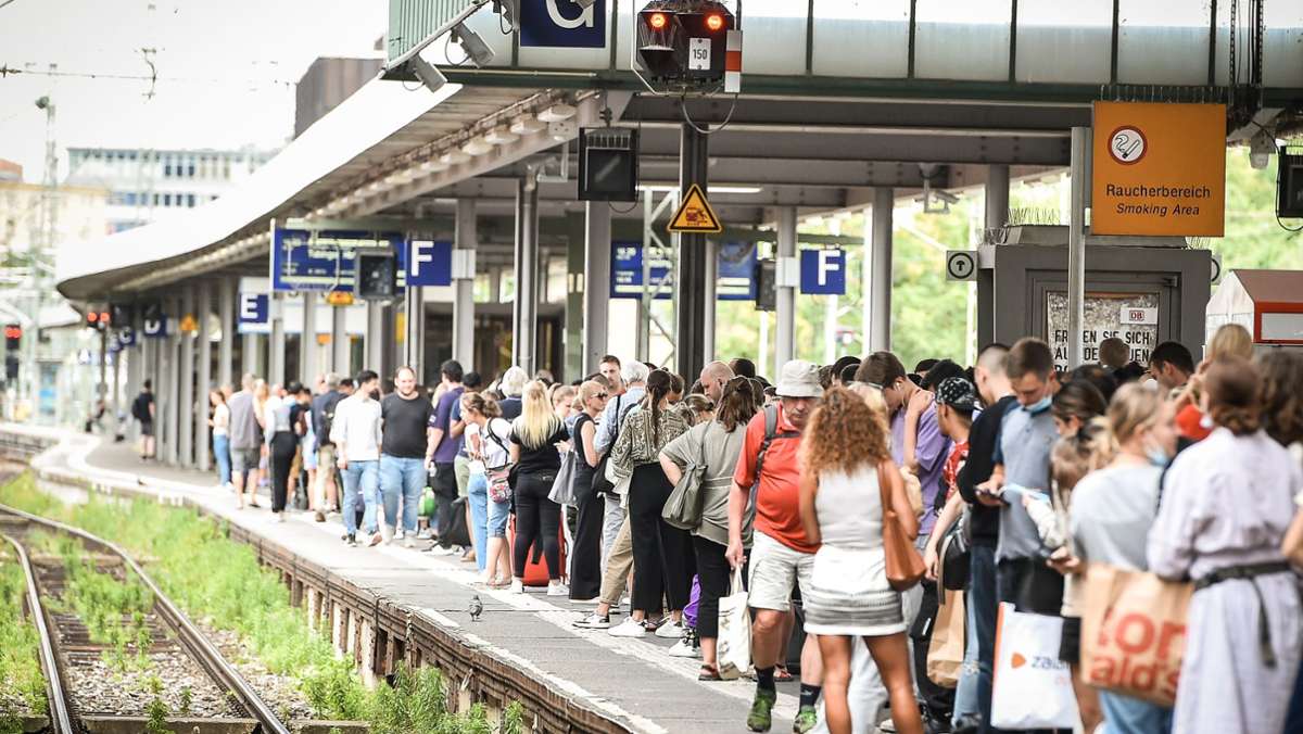Bahnchaos in Stuttgart: Verkehrswende auf maroden Gleisen?
