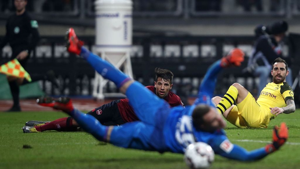 Fußball-Bundesliga: BVB patzt auch beim Tabellenschlusslicht