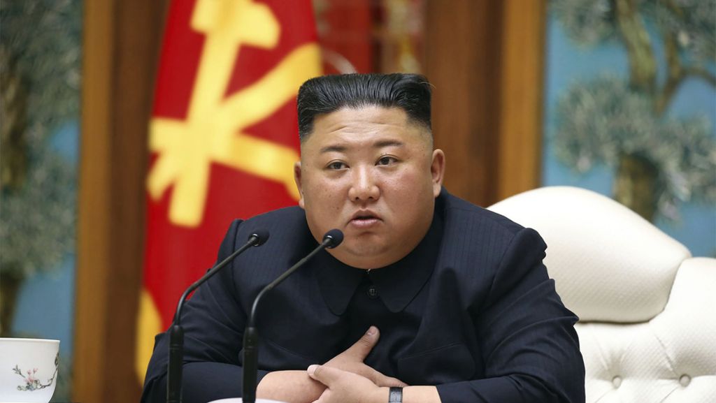  Über den Gesundheitszustand des nordkoreanischen Machthabers gibt es immer wieder Spekulationen. Das liegt auch daran, dass das Land abgeschottet und isoliert ist. Jetzt sorgen Berichte für Aufsehen, Kim sei möglicherweise ernsthaft erkrankt. 