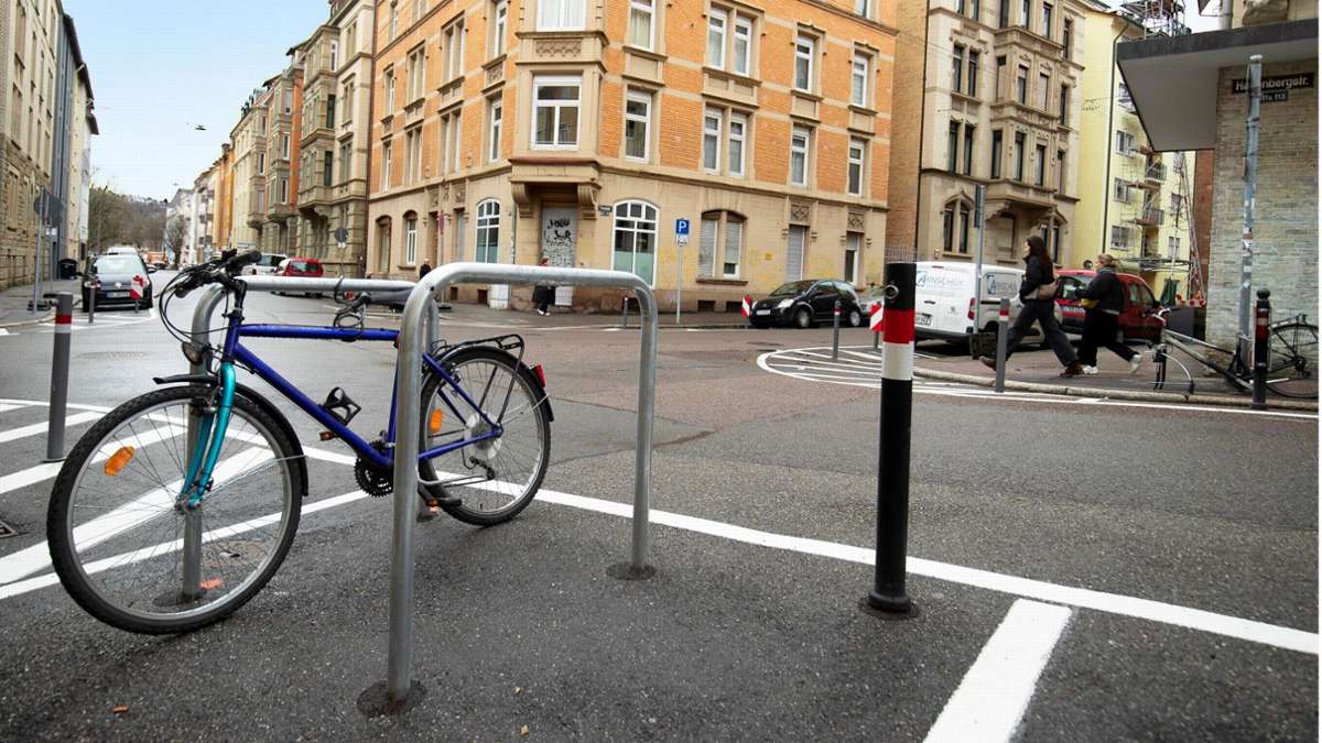 Parkverbote  in Stuttgart: Neues Programm gegen Falschparken an Kreuzungen