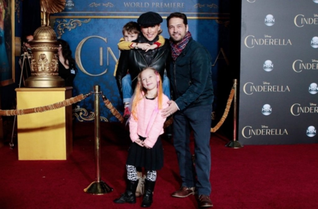 Schauspieler Jason Priestley, seine Frau Naomi Lowde-Priestley und ihre Kinder Dashiell und Ava