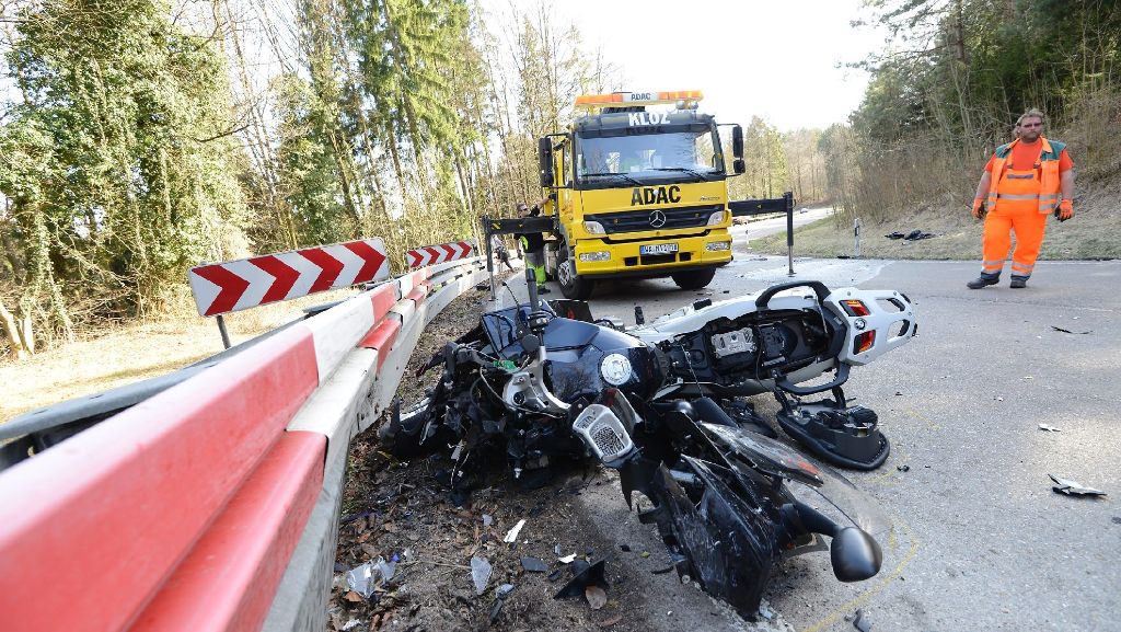 Sulzbach/Murr: Zwei Schwerstverletzte bei Motorradunfall