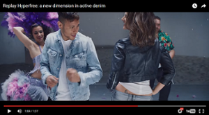 Ambrosio und Neymar tanzen in Jeans