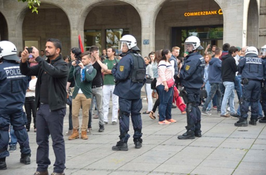 Polizei Stuttgart Ausschreitungen