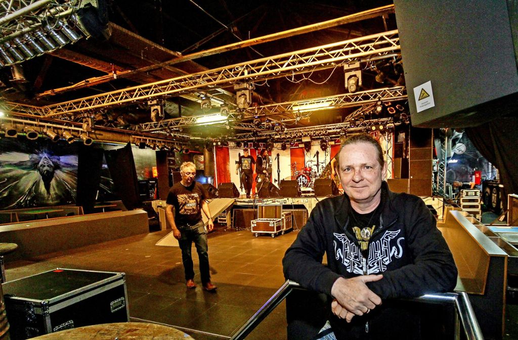 Rock und Schwermetall seit 35 Jahren: Die Rockfabrik ist ein Kultschuppen. Wolfgang Hagemann ist ihr Event-Manager.