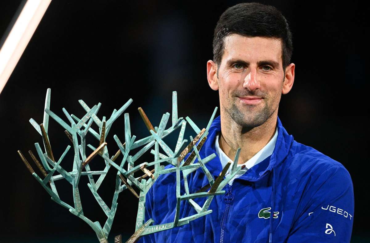 Novak Djokovic hat das ATP-Masters in Paris gewonnen. Foto: AFP/CHRISTOPHE ARCHAMBAULT