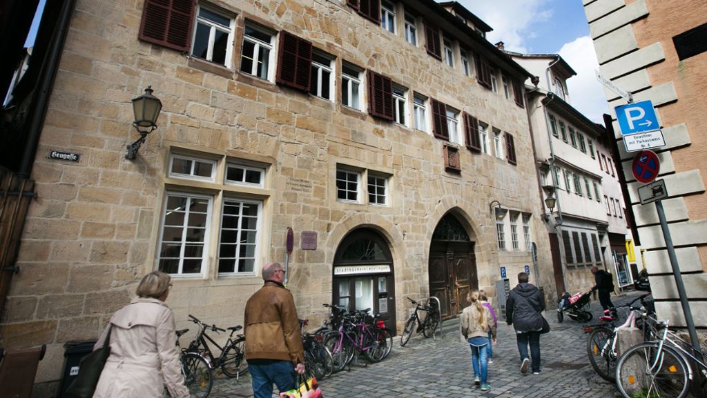 Stadtbücherei Esslingen: 5000 Unterschriften für den Pfleghof