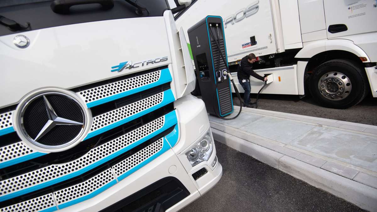 eActros: Daimler Truck stellt ersten elektrischen Serien-Lkw  vor