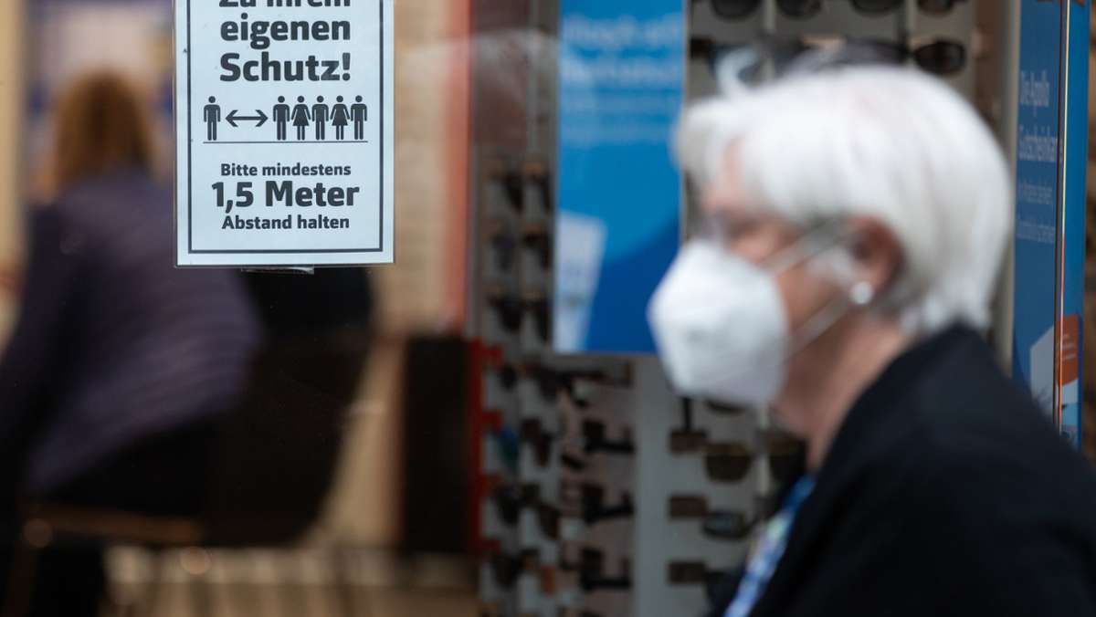 Baden-Württemberg verlängert Corona-Verordnung: Maskenpflicht gilt künftig auf Märkten in geschlossenen Räumen