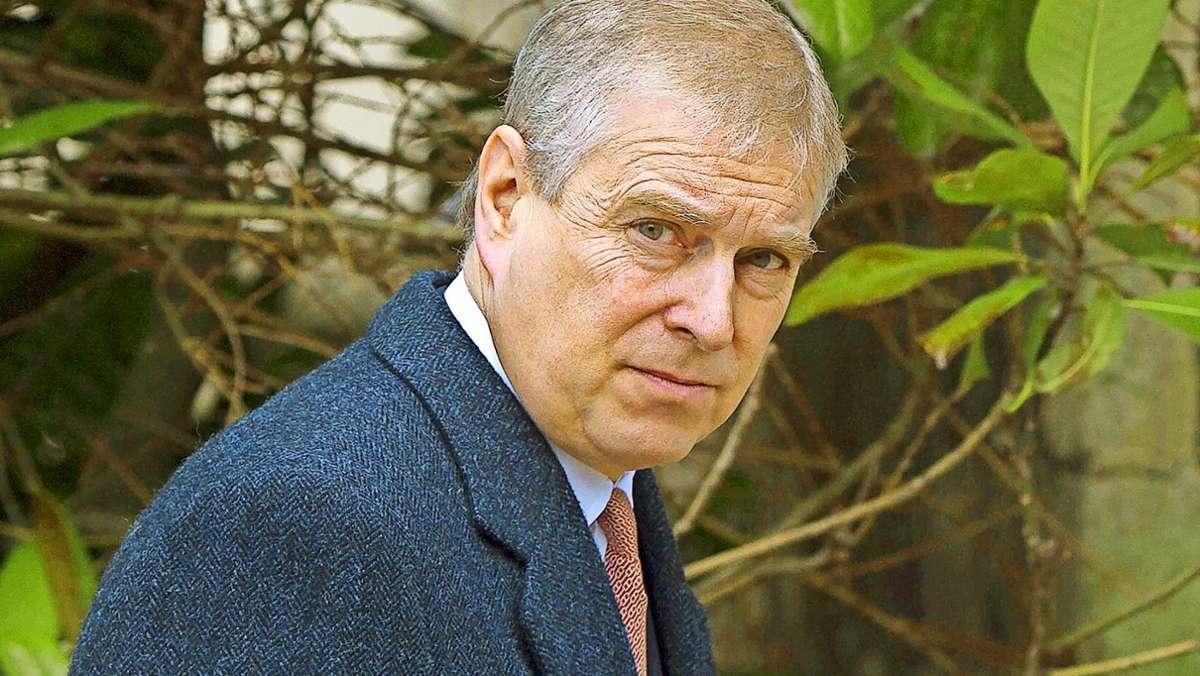  Die britische Polizei leitet im Missbrauchsskandal um den US-Multimillionär Jeffrey Epstein nach eigenen Angaben keine Ermittlungen gegen Prinz Andrew ein. 