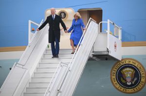 US-Präsident Biden und First Lady Jill in Kanada angekommen