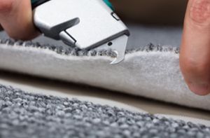 Teppichreste entsorgen - 4 Möglichkeiten im Überblick