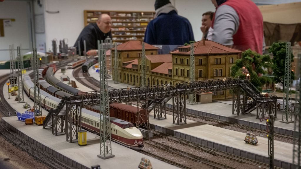 Modelleisenbahnausstellung in Stuttgart: Kleine Bahnen im großen Stil