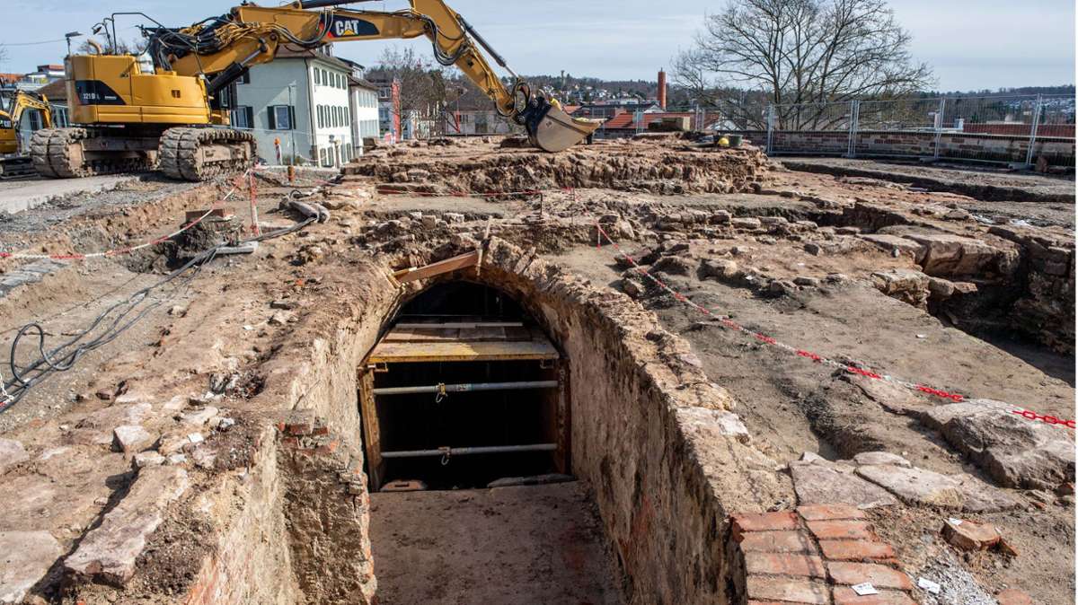 Grabungen auf dem Böblinger Schlossberg: Archäologen legen die Geschichte des Böblinger Schlosses frei