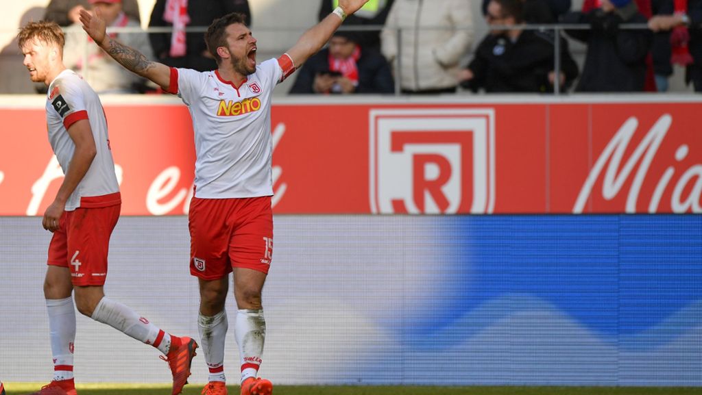 Jahn Regensburg gegen Hamburger SV: Ex-Stuttgarter Marco Grüttner schießt HSV ab